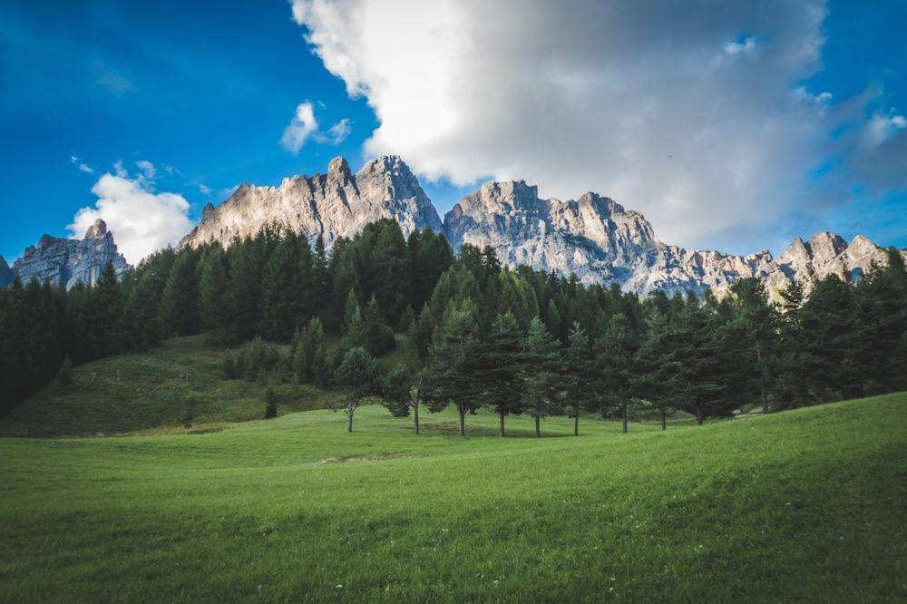 Potret Pegunungan Dolomites