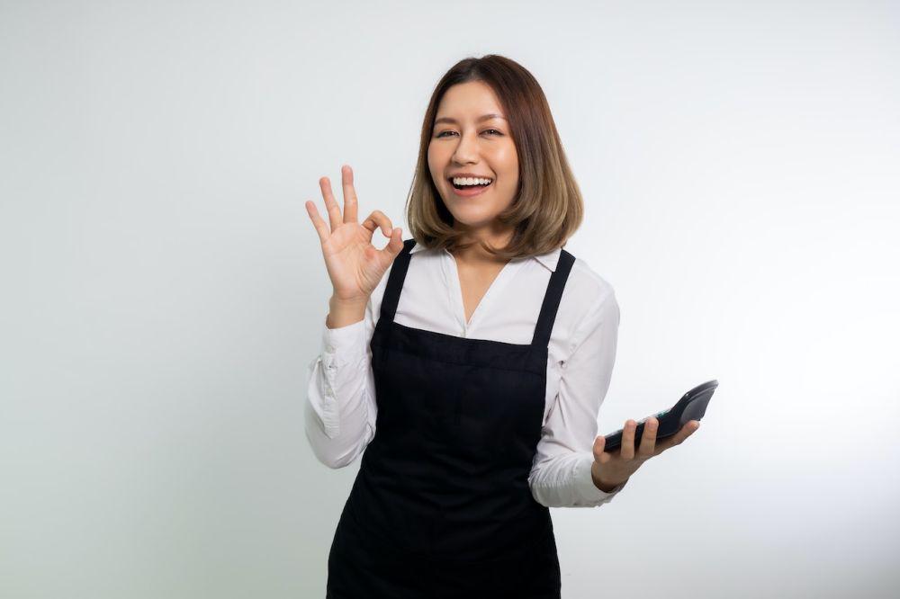 ilustrasi bebas utang (pexels.com/Puwadon Sang-ngern)