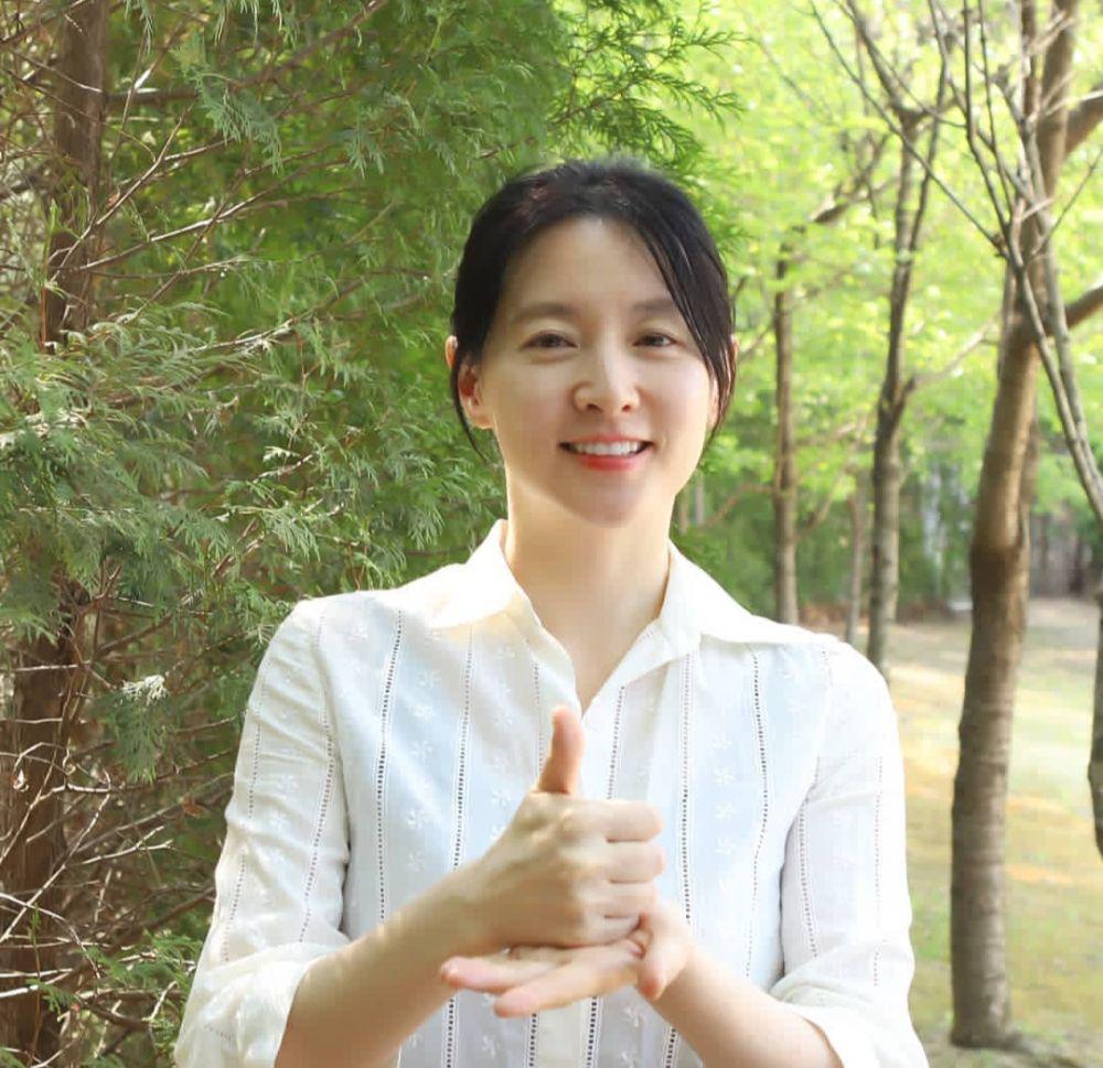 Lee Young Ae (instagram.com/leeyoungae0824)