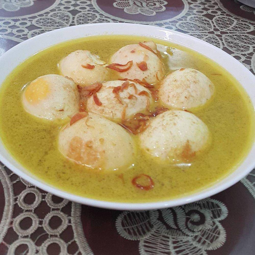 opor telur (instagram.com/sofi_ricky)