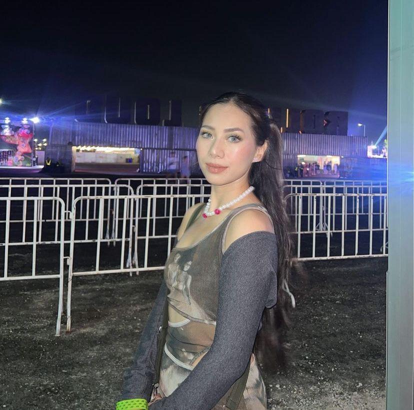 Abel Cantika nonton Rolling Loud Thailand (instagram.com/abellyc)