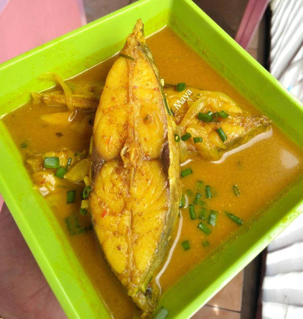 opor ikan (instagram.com/ismaya_dapur_maya)