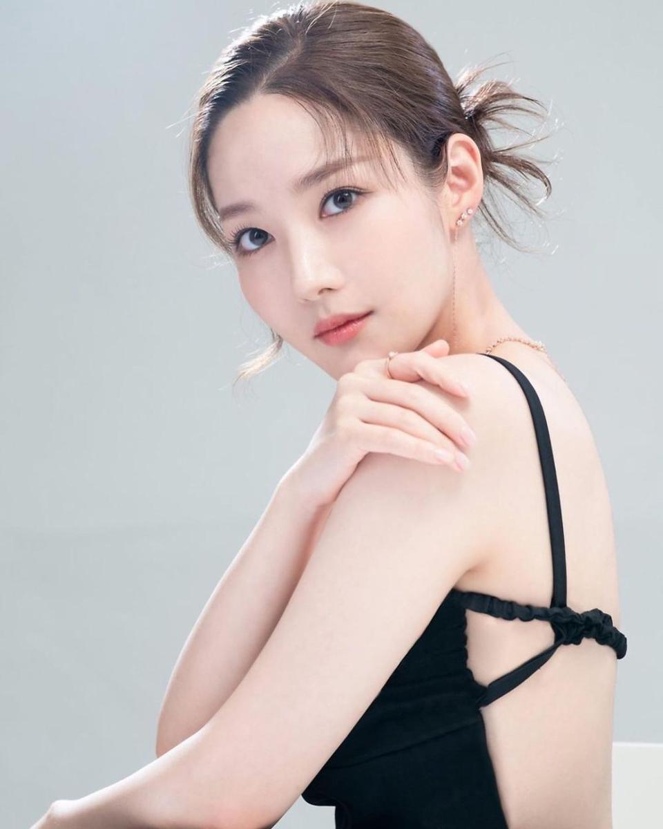 Park Min Young (Instagram.com/rachel_mypark)