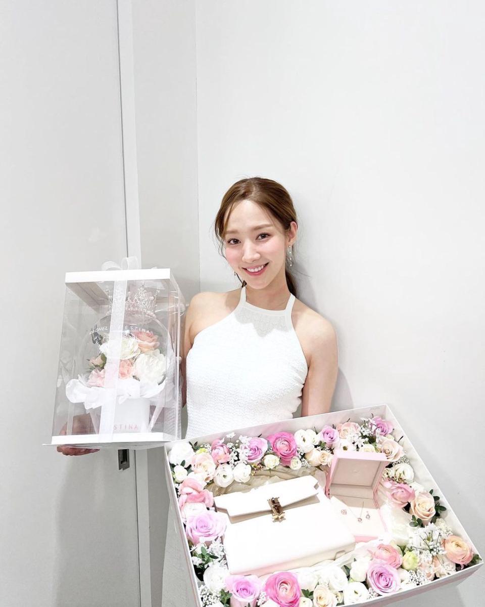 Park Min Young (Instagram.com/rachel_mypark)