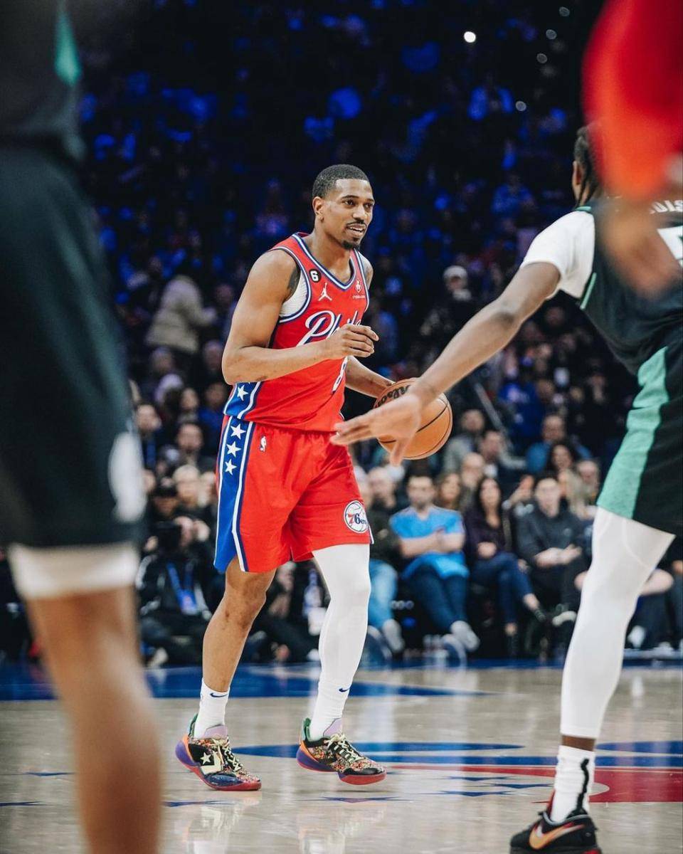 De'Anthony Melton (instagram.com/deanthonymelton)