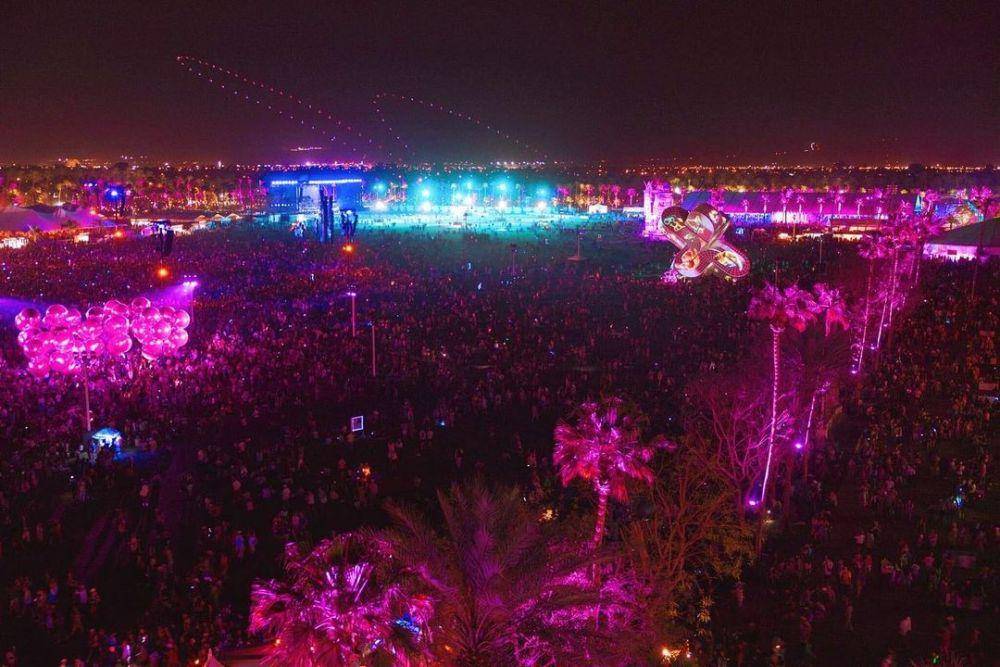 Kemeriahan Stage Coachella (instagram.com/coachella)