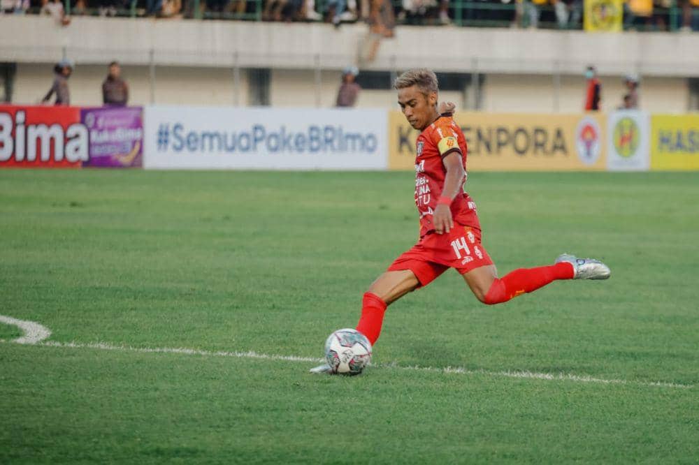 Fadil Sausu Sang Legenda Bali United. (Baliutd.com)