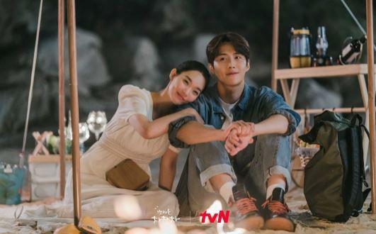 Cuplikan drama Hometown Cha-Cha-Cha (dok. tvN/Hometown Cha-Cha-Cha)