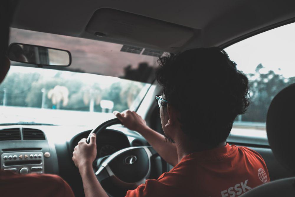 Lagi Males Ngobrol? Ini Cara Mengaktifkan Mode Hening pada GrabCar