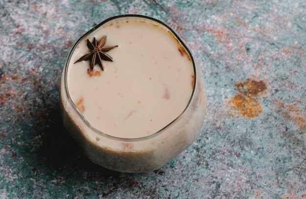 segelas sajian horchata (pexels.com/Charlotte May)