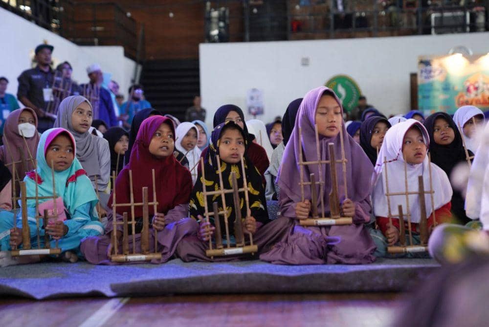 Pemprov Jabar Gencarkan Berbagai Program Bantu Anak Yatim