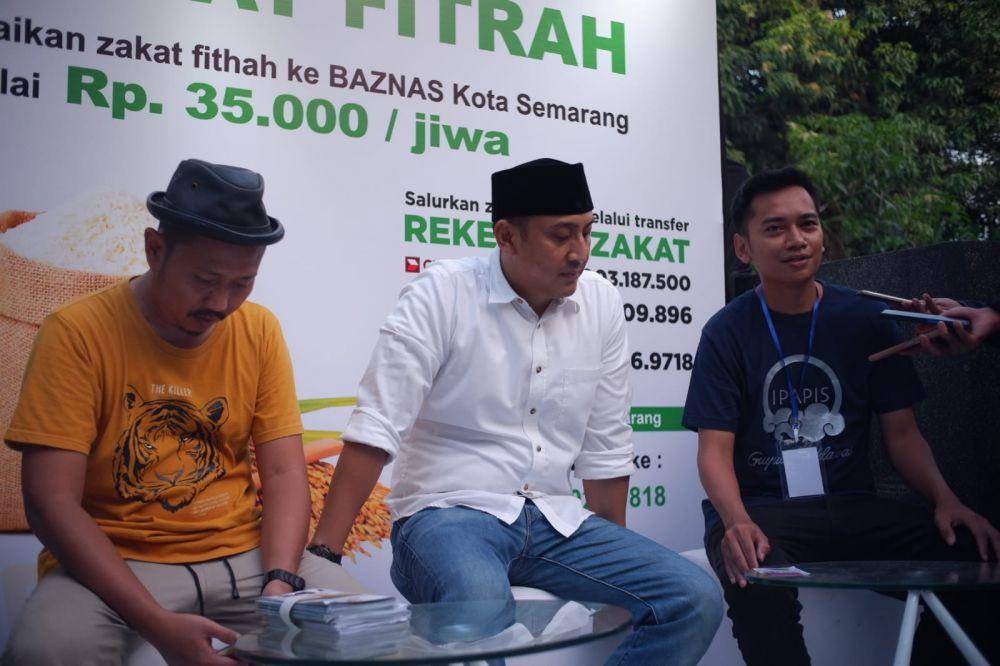 Dirut Bonbin Mangkang Semarang Choirul Awaludin bersama Arnaz Agung Adrarasmara, Ketua Baznas Kota Semarang saat menghadiri acara yang diadakan oleh Ipapis. (IDN Times/Dok Ipapis)