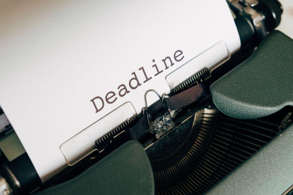 ilustrasi deadline (unsplash.com/ Markus Winkler)