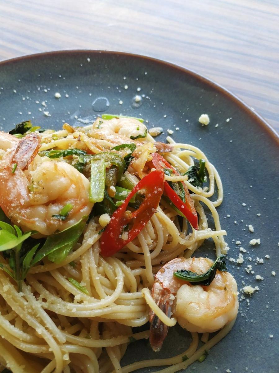 ilustrasi pasta dengan udang (pexels.com/Anthony Leong)