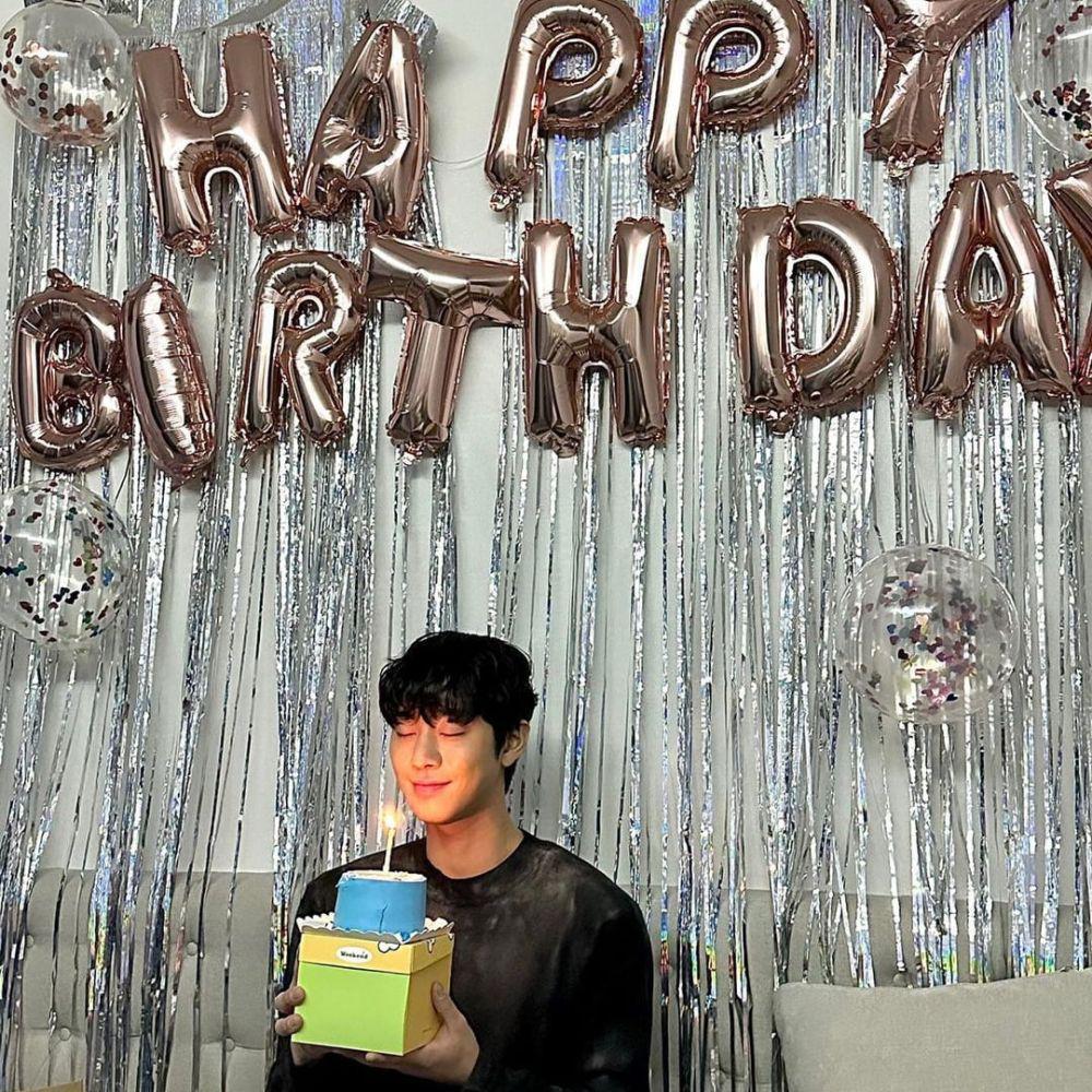 momen ulang tahun Ahn Hyo Seop (instagram.com/imhyoseop)