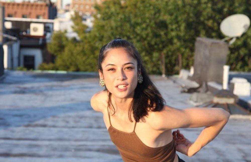 9 Potret Mariana Renata, Mantan Nicholas Saputra yang Jarang Tersorot