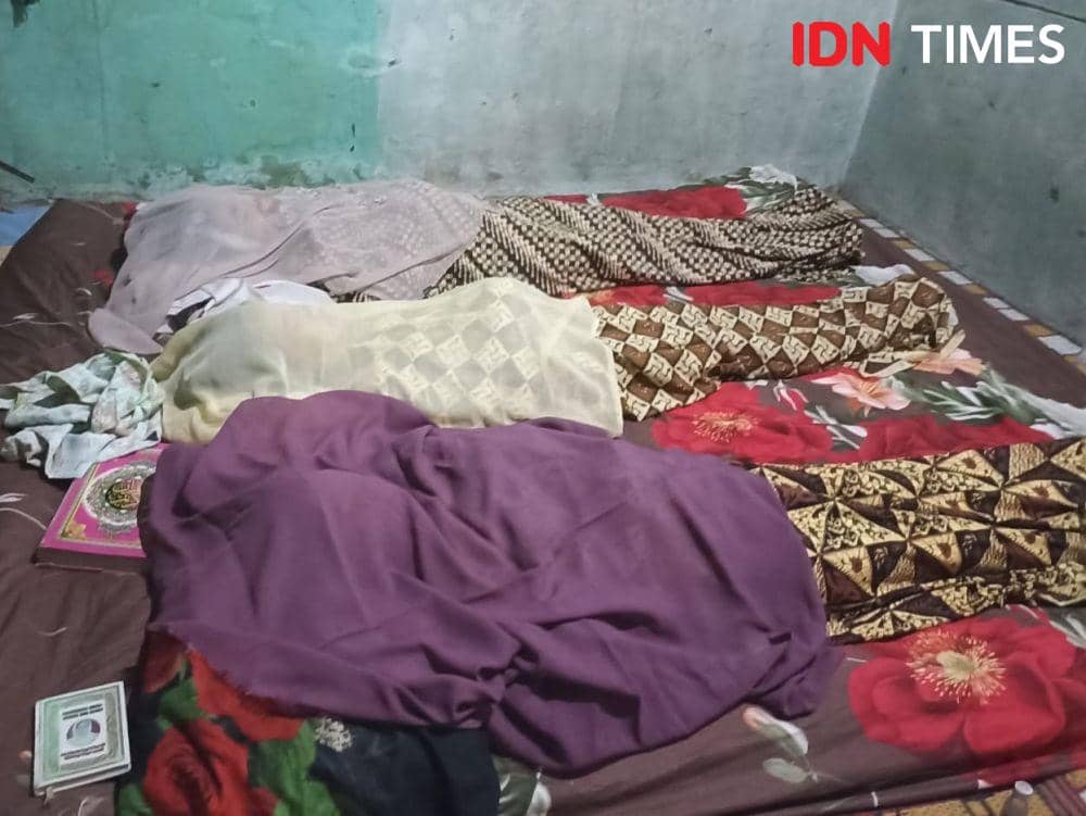Jenazah tiga anak yang tenggelam di sungai kawasan Kabupaten Aceh Timur, Aceh. (Dokumentasi Humas Polres Aceh Timur untuk IDN Times)