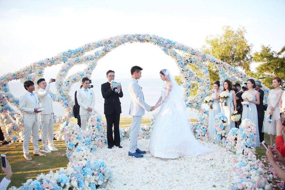 potret pernikahan Nicky Wu dan Liu Shishi (instagram.com/ayanaresort)