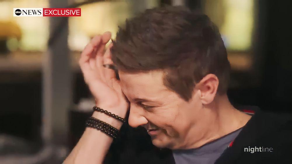 Curahan Hati Jeremy Renner Pasca Tertabrak Mesin Pembersih Salju