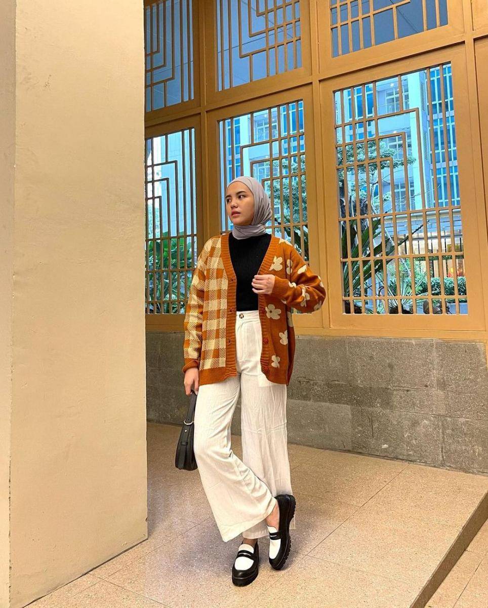 potret Via Zulviani (instagram.com/viaazulviani)