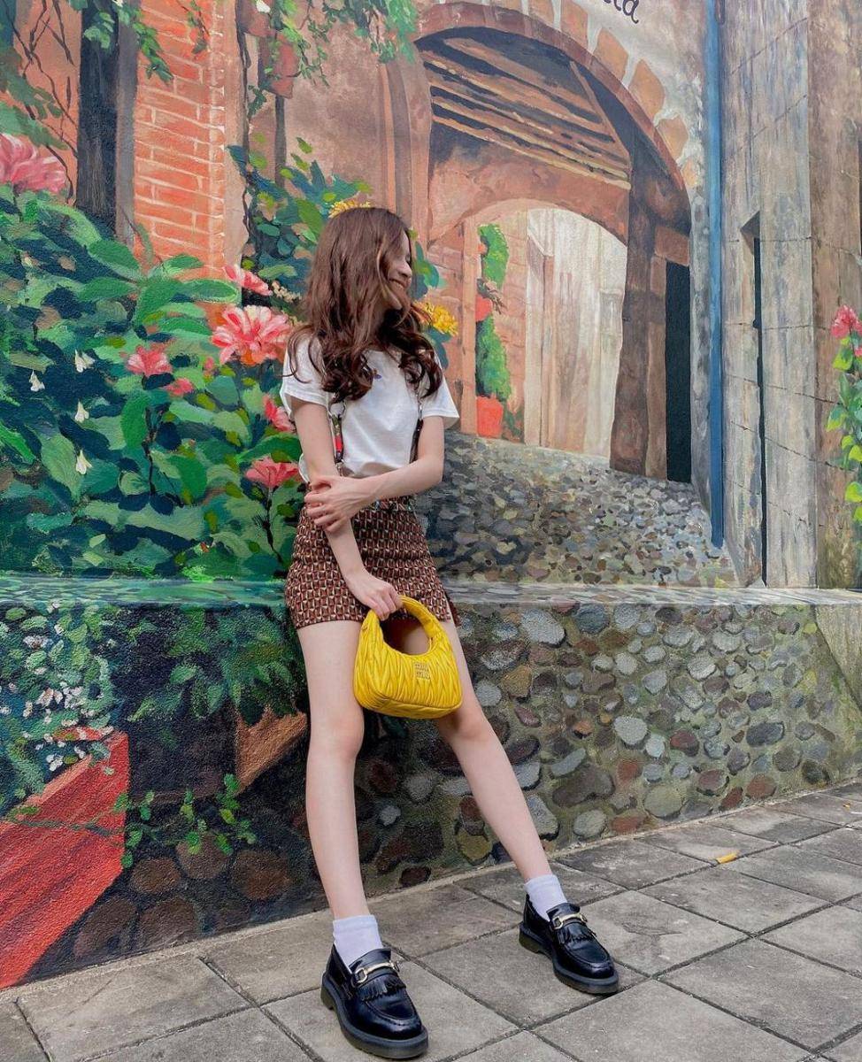 Prim Chanikarn (instagram.com/primiily)