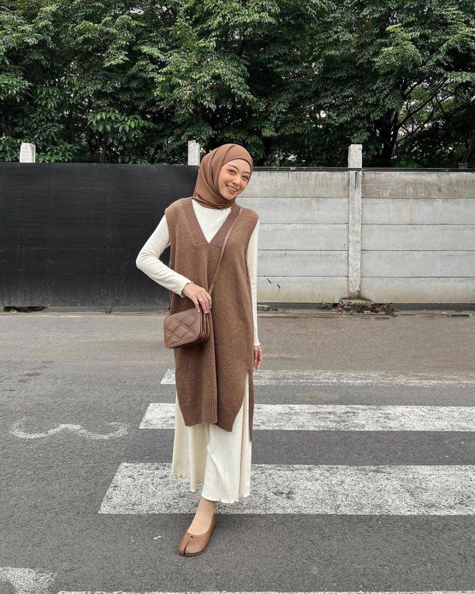 ide outfit street style ala Meirani Amalia (instagram.com/meiraniap)