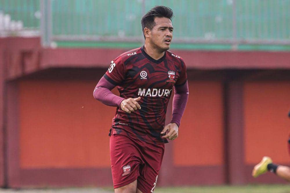 Novan Setya Sasongko (instagram.com/maduraunited.fc)