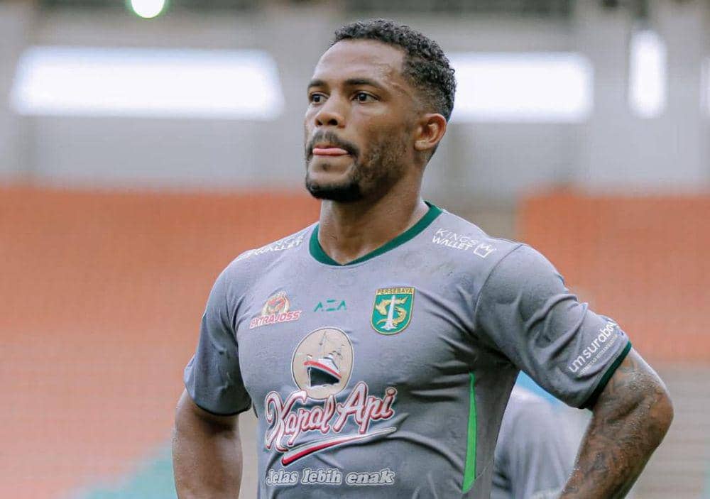 Menerka Kiprah Paulo Victor di Persebaya, Pengganti David Silva?