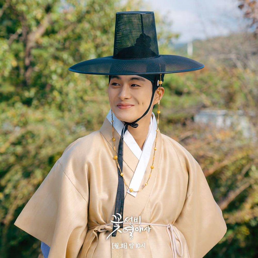 potret Jun Gun Joo di drakor The Secret Romantic Gusethouse (instagram.com/sbsdrama.official)