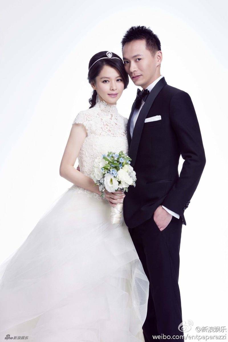 potret pernikahan Vivian Hsu dan Sean Lee (weibo.cn/新浪娱乐)