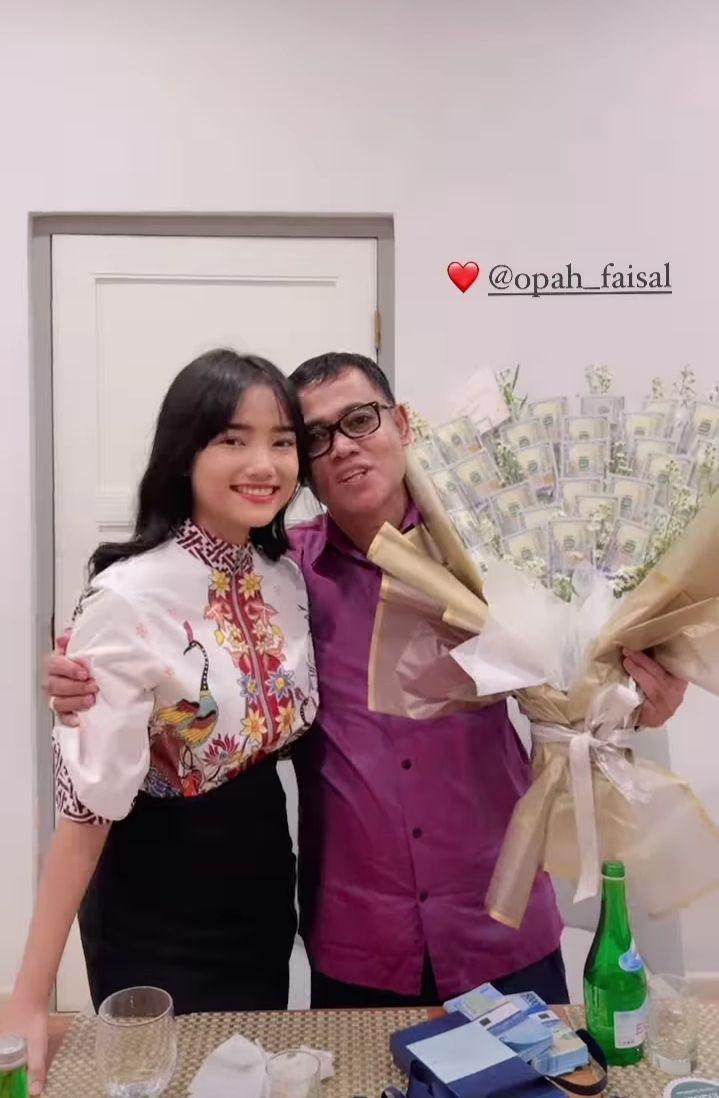 potret kejutan ulang tahun Haji Faisal (instagram.com/fuji_an)
