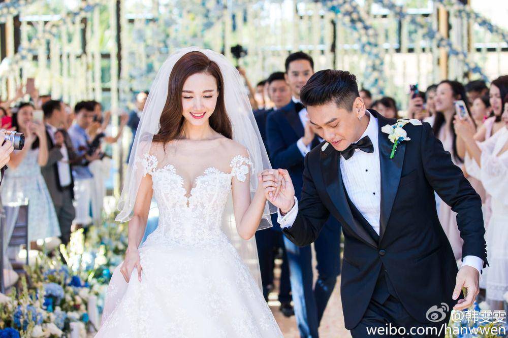 potret pernikahan Ken Zhu dan Vivian Han Wenwen (weibo.cn/韩雯雯)