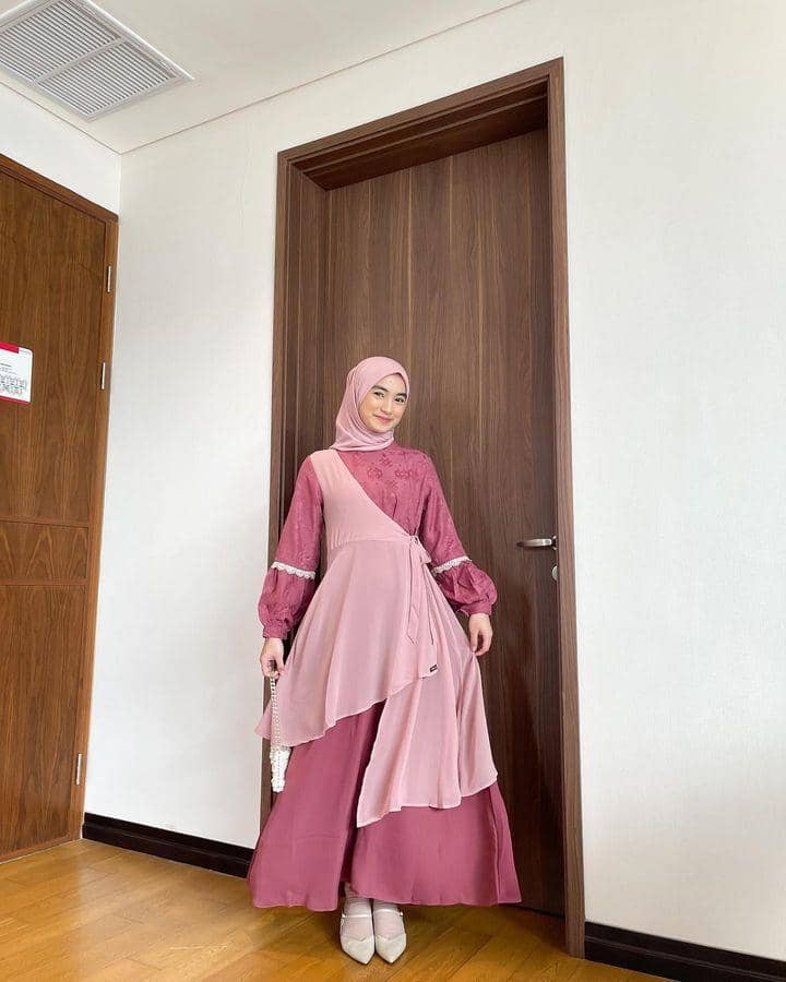 dress muslim bold (instagram.com/oliviafindas)