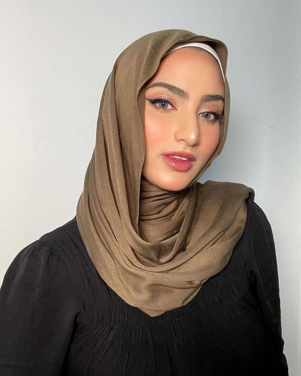 style hijab lebaran (instagram.com/miraagile)