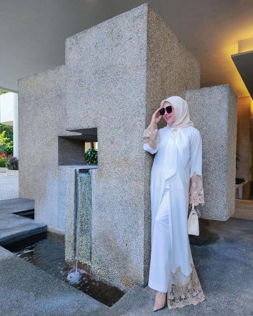 ootd halal bihalal (instagram.com/princessyahrini)