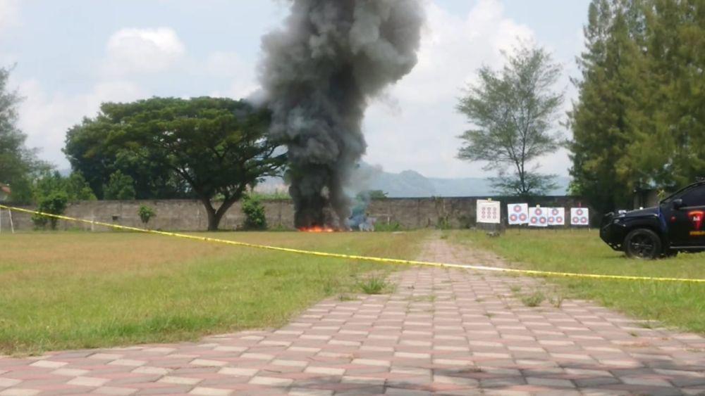 Puluhan Kilogram Bahan Peledak di Tulungagung Dimusnahkan