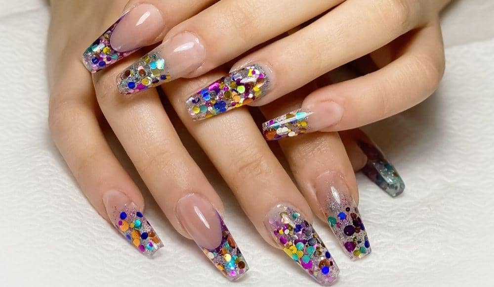 5 Pilihan Kuteks Glitter, Cocok Buat Merayakan Hari Idulfitri!
