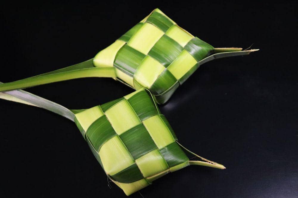 Ketupat saat lebaran. (Unsplash.com/Mufid Majnun)