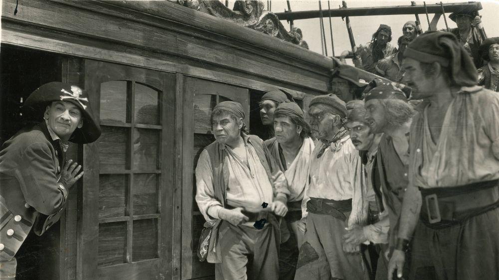 Bajak laut dalam film Clothes Make the Pirate (commons.wikimedia.org/Unknown author)