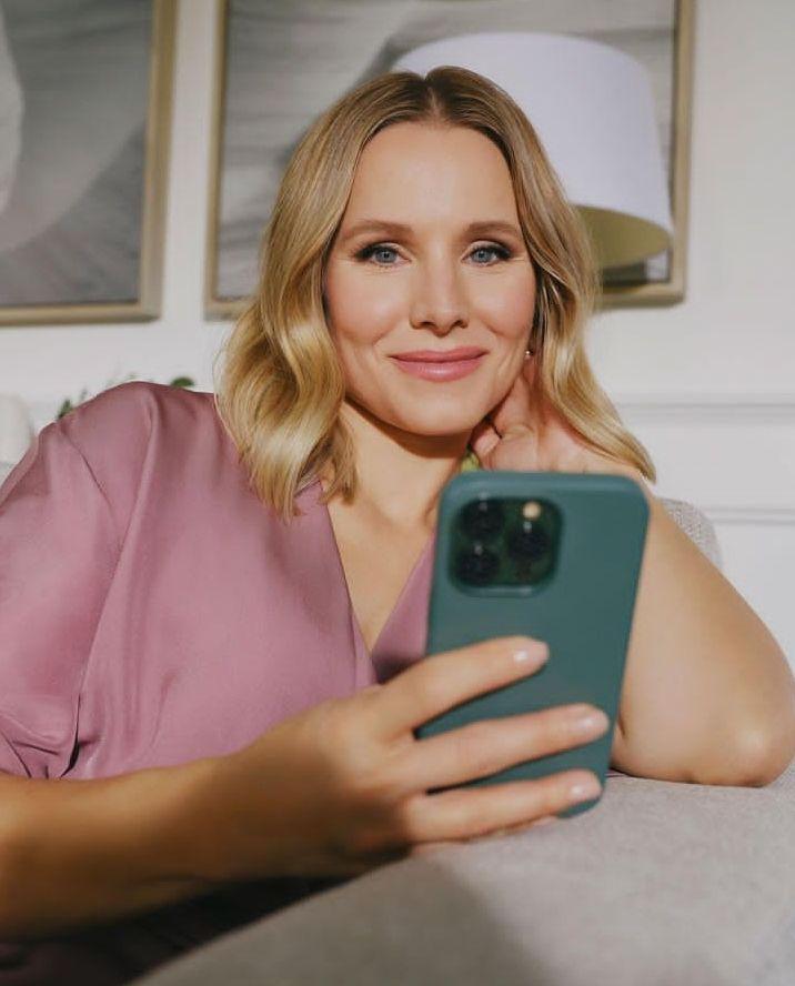 potret Kristen Bell (instagram.com/kristenanniebell)