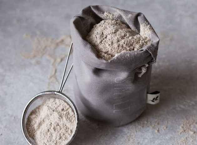 ilustrasi tepung (unsplash.com/Olga Kudriavtseva)