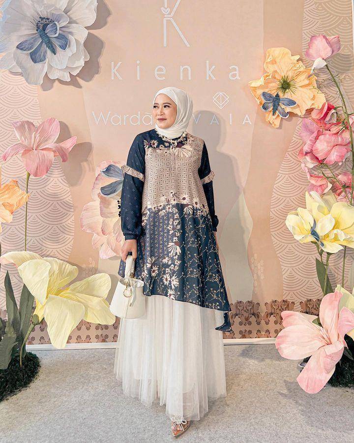 OOTD Hijab dengan Rok Tutu (instagram.com/kienka.official)