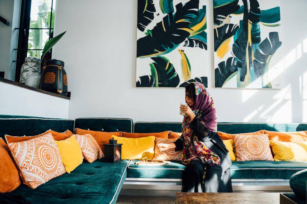 ilustrasi bersantai saat Lebaran (Pexels.com/Anna Tarazevich)