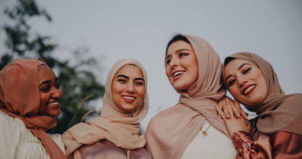 ilustrasi sisterhood (pexels.com/PNW Production)