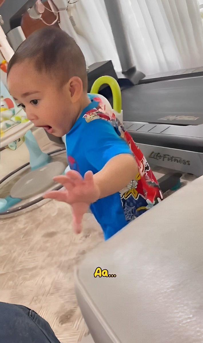 potret Rayyanza kangen dan cari Rafathar (instagram.com/rayyanzamalikahmadd_)