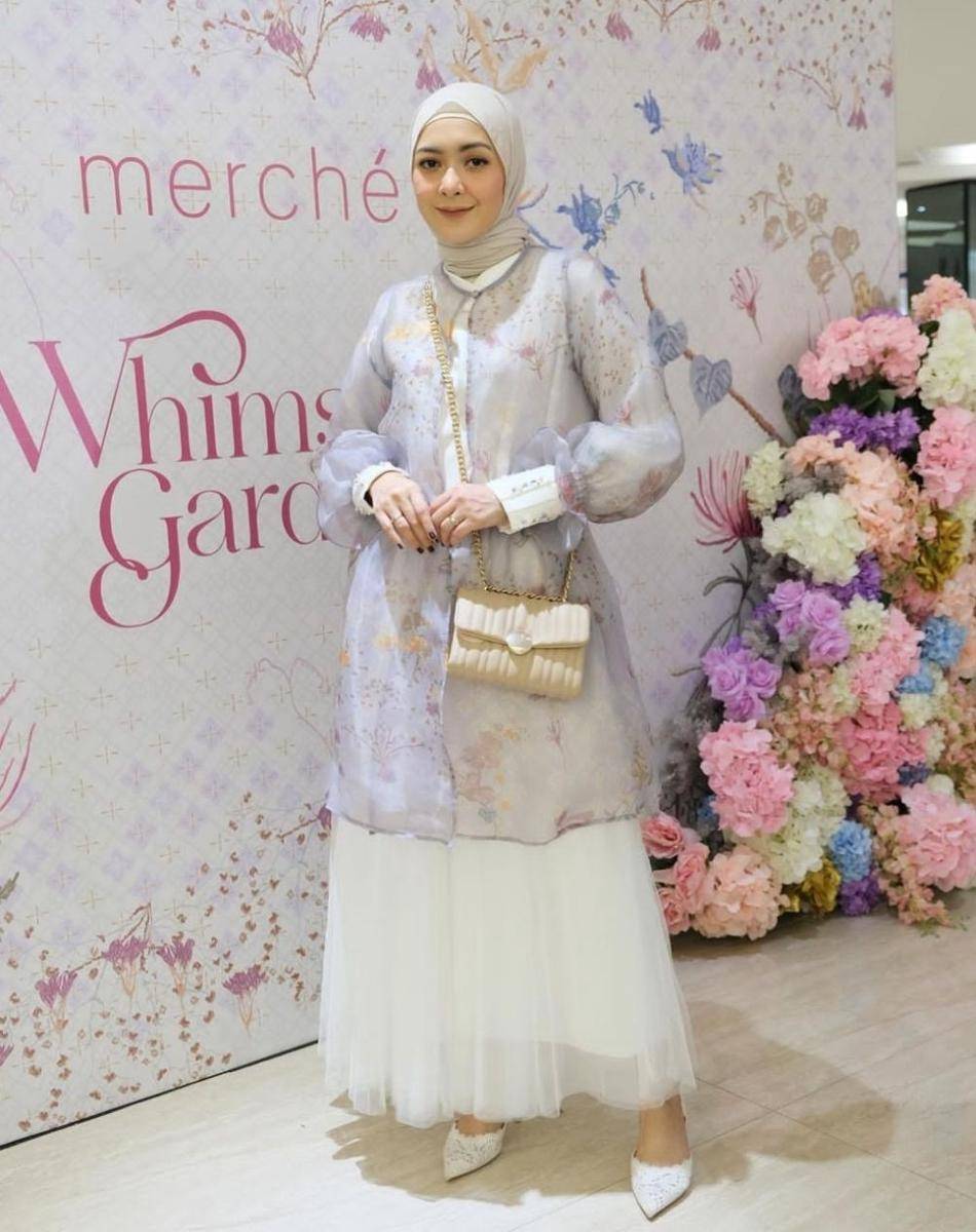 Style kondangan Richa Iskak (instagram.com/richaiskak)