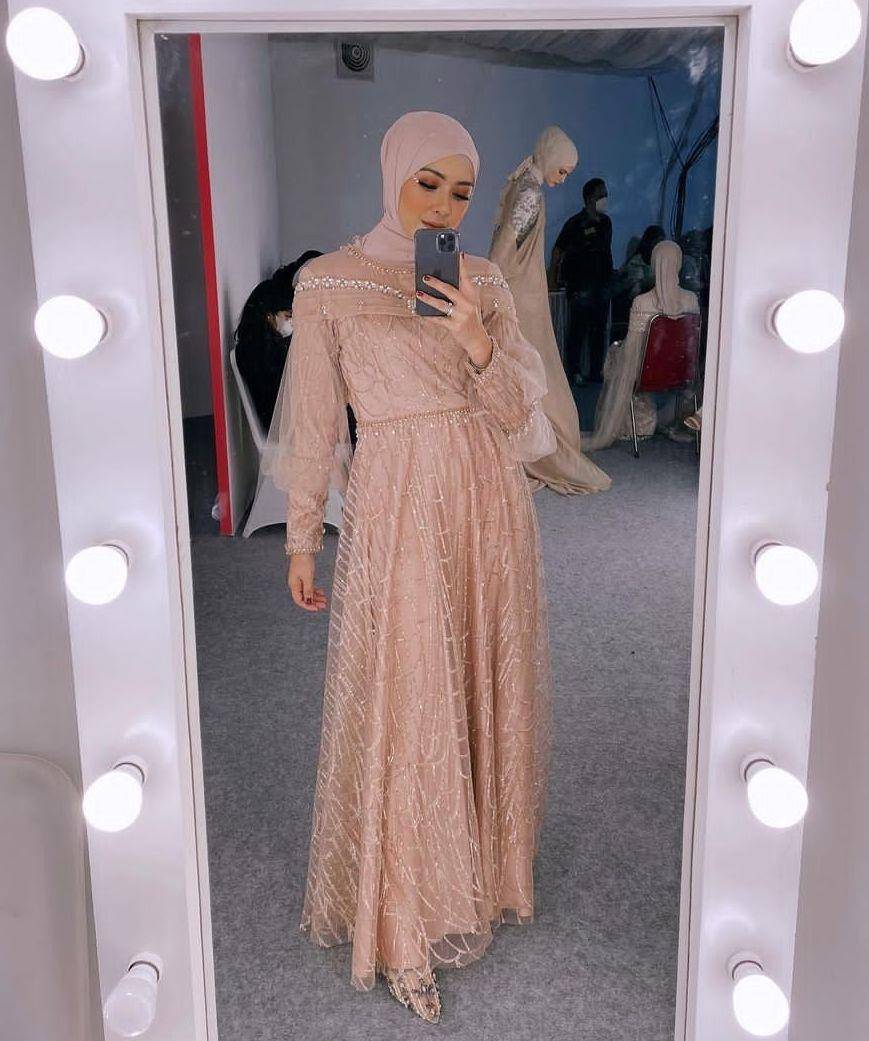 Style kondangan Richa Iskak (instagram.com/richaiskak)
