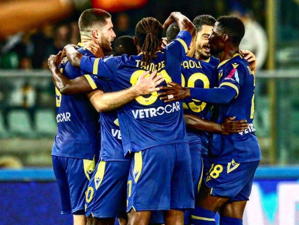 Pemain Hellas Verona saat merayakan gol. (instagram.com/hellasveronafc)