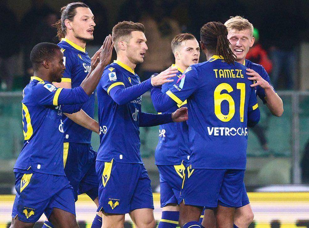 Pemain Hellas Verona saat merayakan gol. (instagram.com/hellasveronafc)