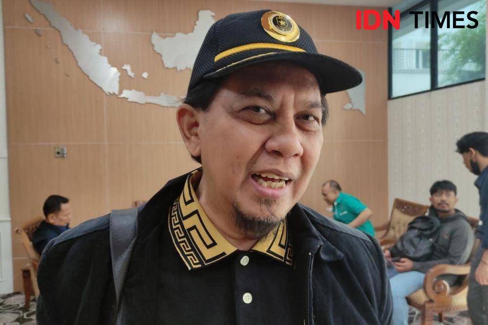 Wakil Ketua Umum (Waketum) Partai Ummat, Nazaruddin saat ditemui di Gedung KPU RI, Jakarta Pusat (IDN Times/Yosafat Diva Bayu Wisesa)